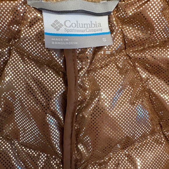 Columbia Women's Brown Quilted Vest - Picture 3 of 4